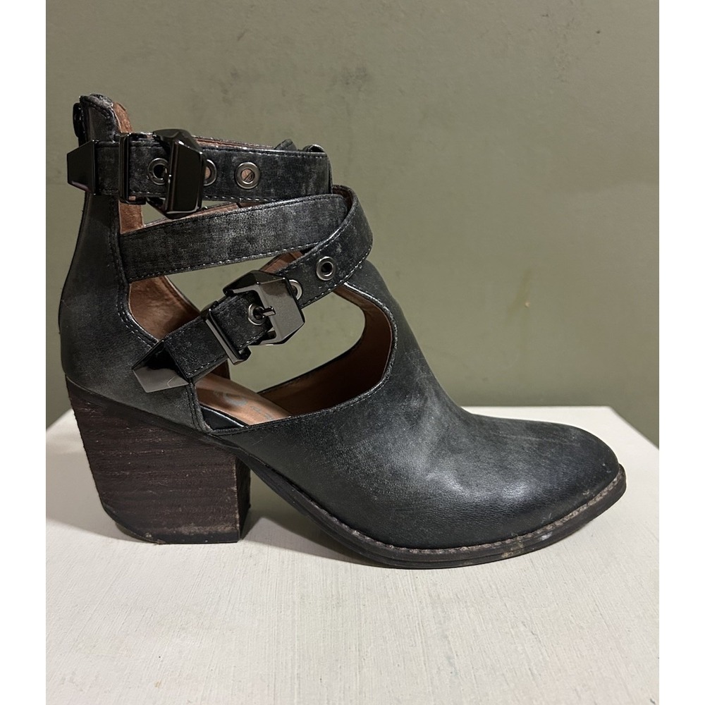 Jeffrey Campbell Everwell Ibiza Womens Bootie Sz 7 Black Leather Straps Buckles